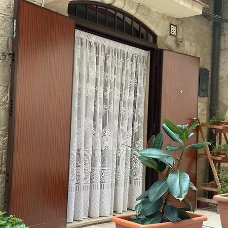 公寓 Arco Meraviglia House *